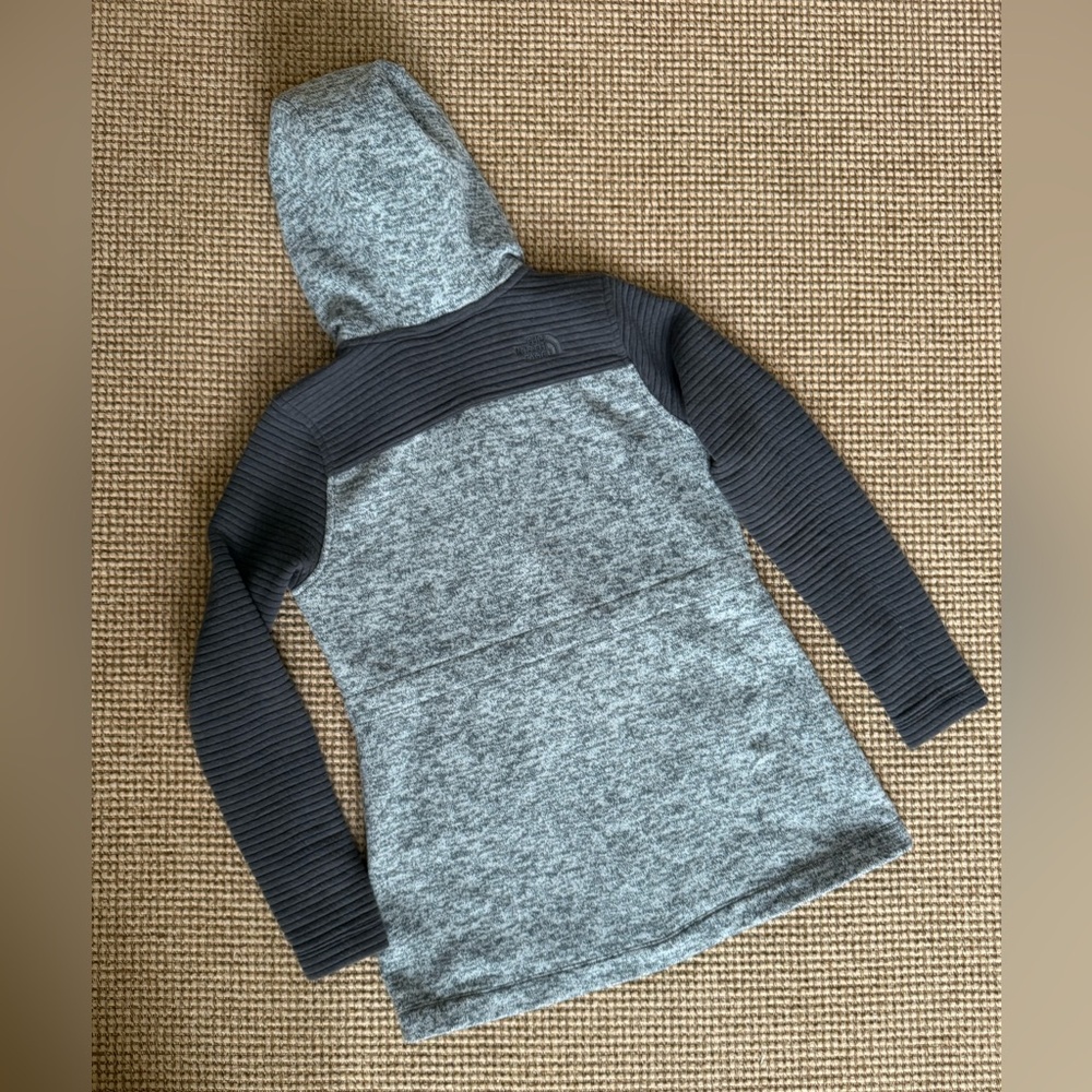 The North Face Medium Zip Up - Picture 7 of 8